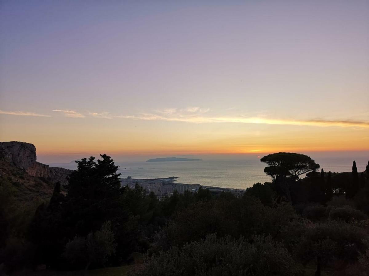 Casa "Le Terrazze" Villa Erice Luaran gambar